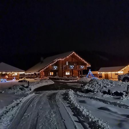 Casa De Poveste Сучевіца Екстер'єр фото